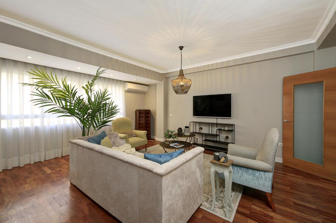 Апартаменты Living4Malaga Soho Orangerie Deluxe Экстерьер фото